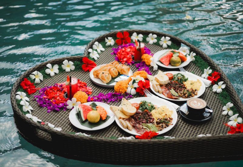 1. Floating Breakfast