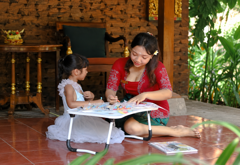 7. Sunday - Kids Coloring